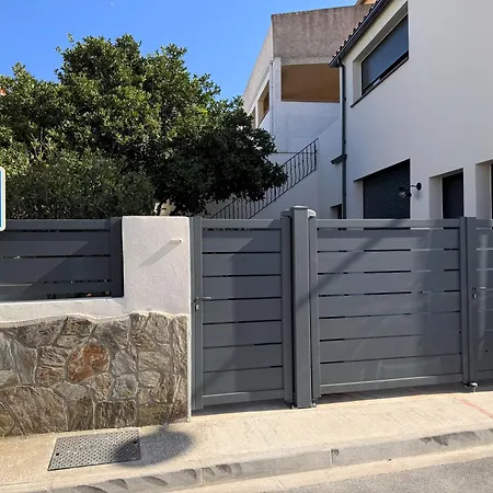 De Standing A La Avec Bel Exterieur 別荘