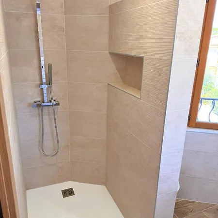 Vakantiehuis De Standing A La Avec Bel Exterieur *