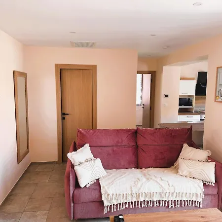 De Standing A La Avec Bel Exterieur